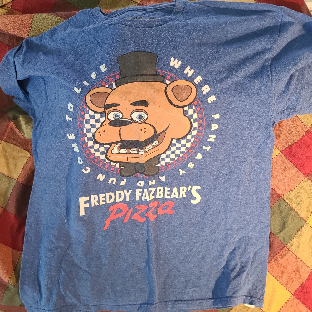 Freddy Fazbear's Pizza Blue Graphic T-Shirt, Five Nights At Freddys, Youth XL